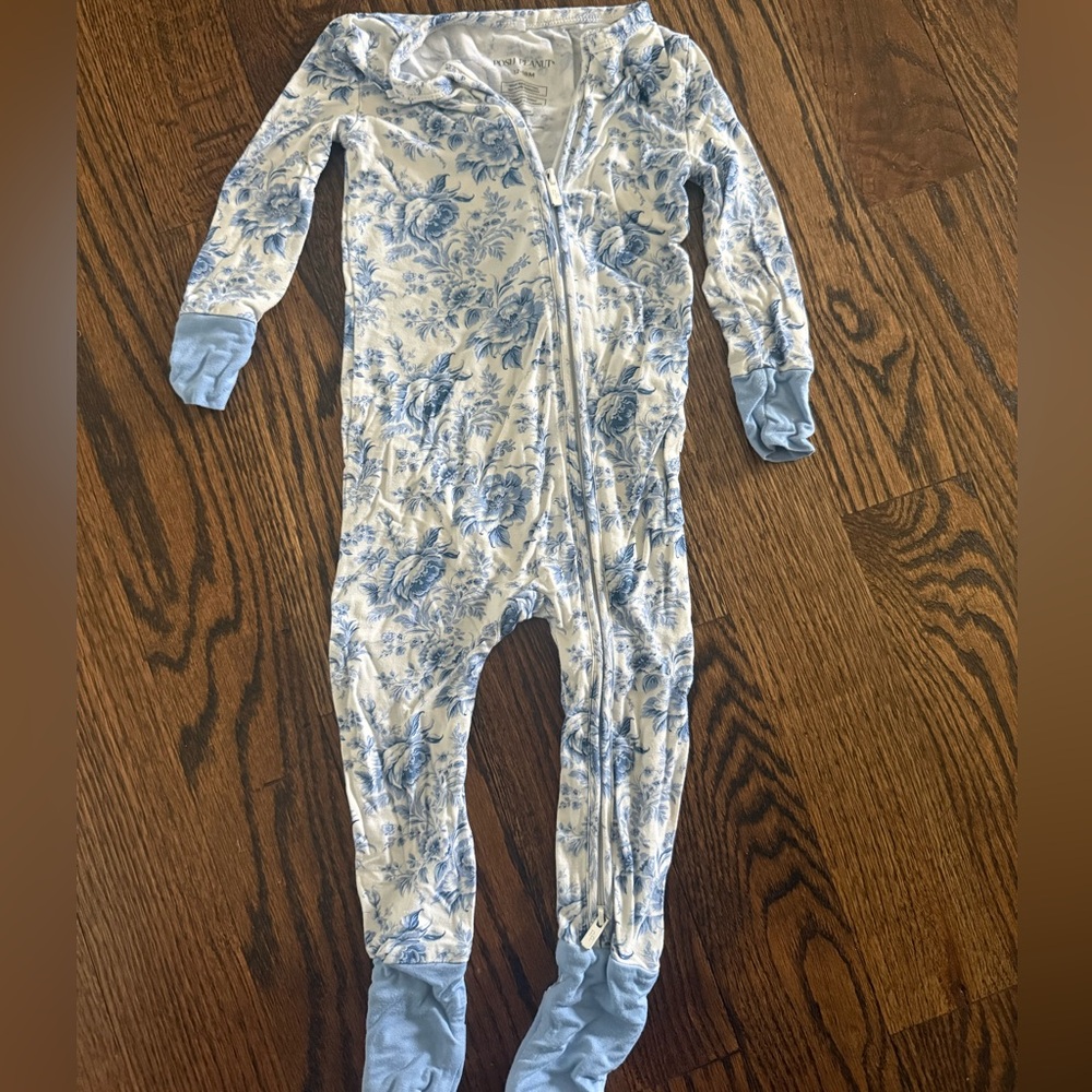 Posh Peanut Blue and White Floral Footie